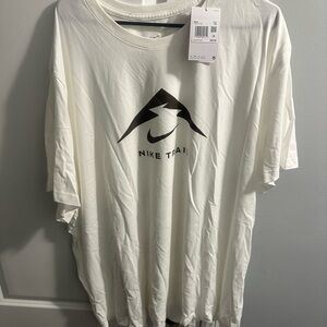 Nike Trail White and Black Men's Tee